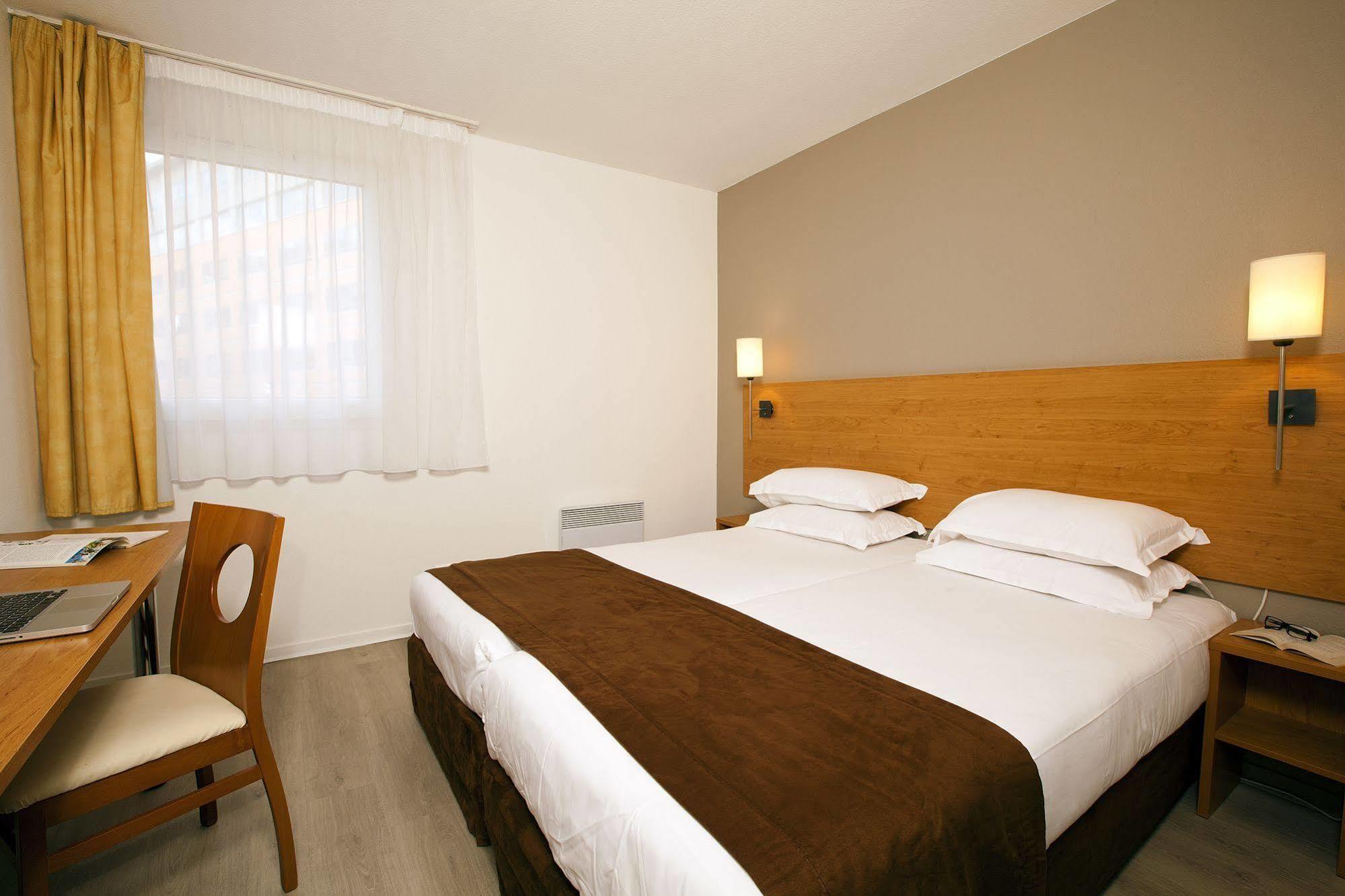 Sejours & Affaires Paris-Davout Aparthotel Exterior photo