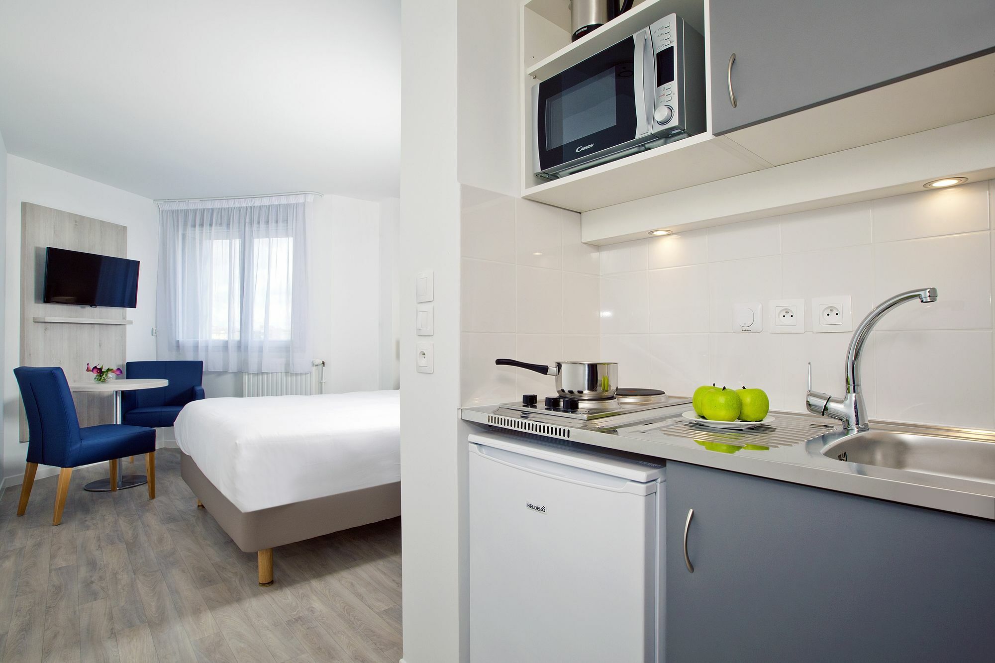 Sejours & Affaires Paris-Davout Aparthotel Exterior photo